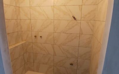 Transformation de salle de bain en cours
