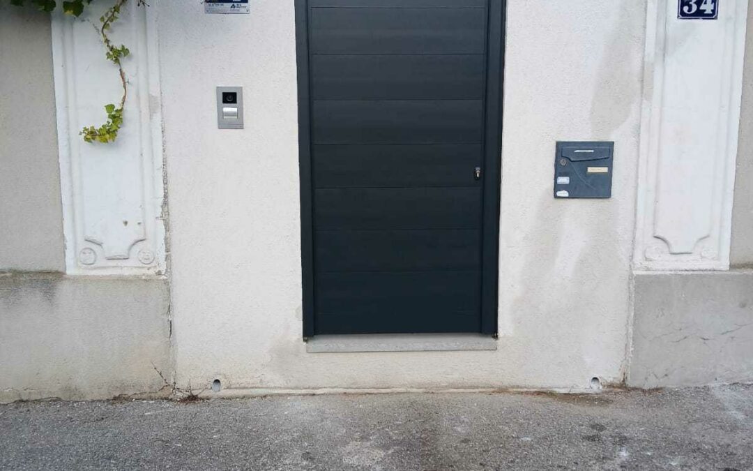 Reprise d’une fissure sur une façade.